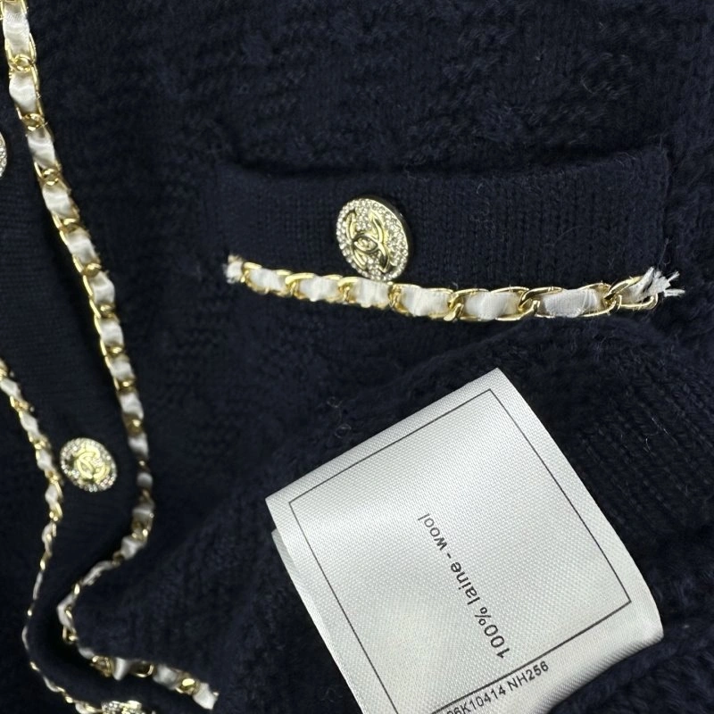 Chanel T-Shirts Lightweight 107980