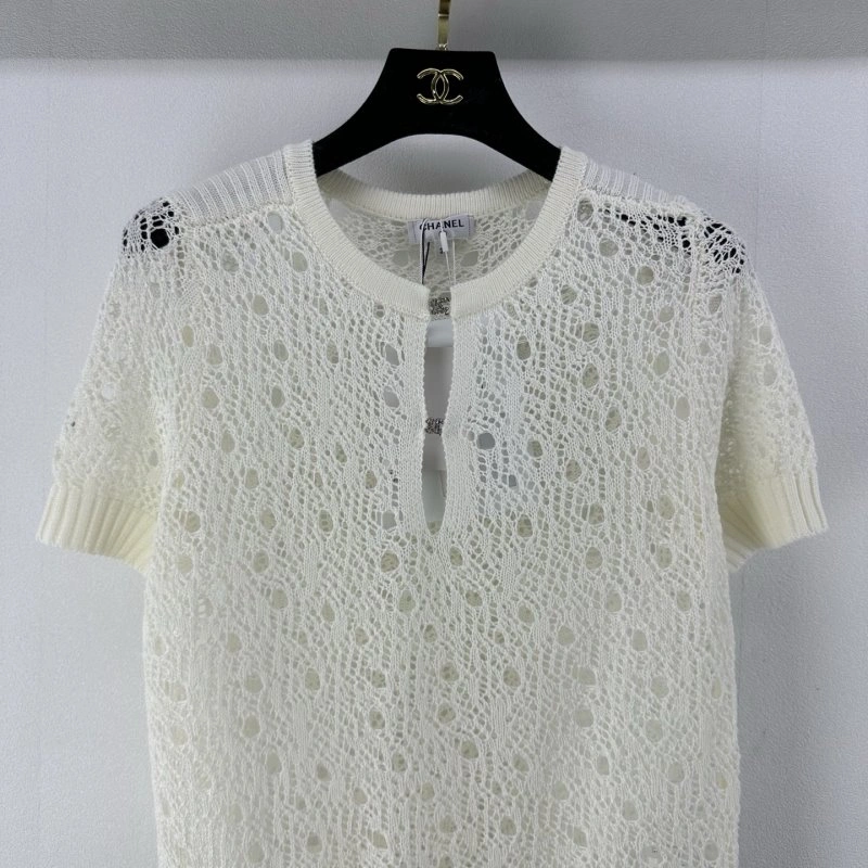 Premium Chanel T-Shirts 107997