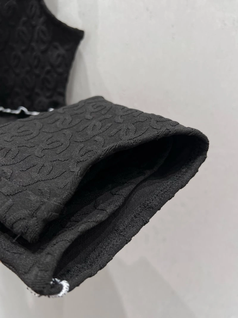 Elegant Chanel T-Shirts 107990