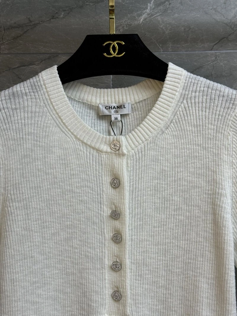 Colorful Chanel T-Shirts 107973