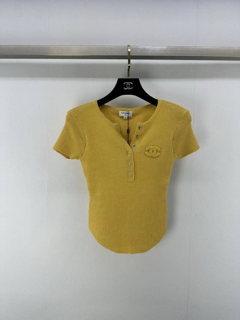 Chanel T-Shirts Bold 107970