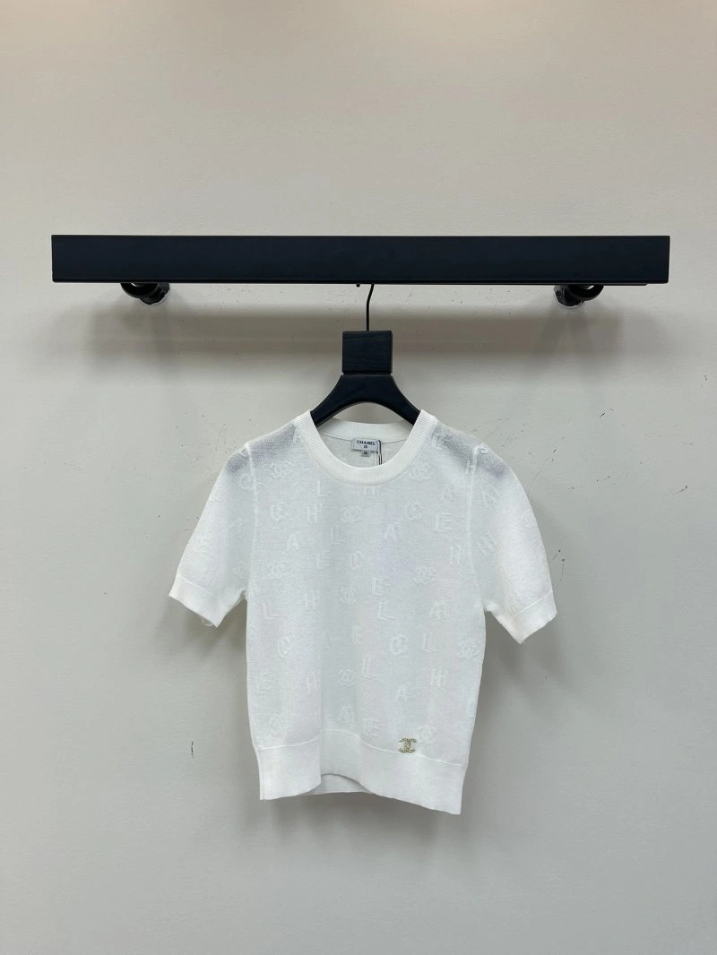Packable Chanel T-Shirts 107969