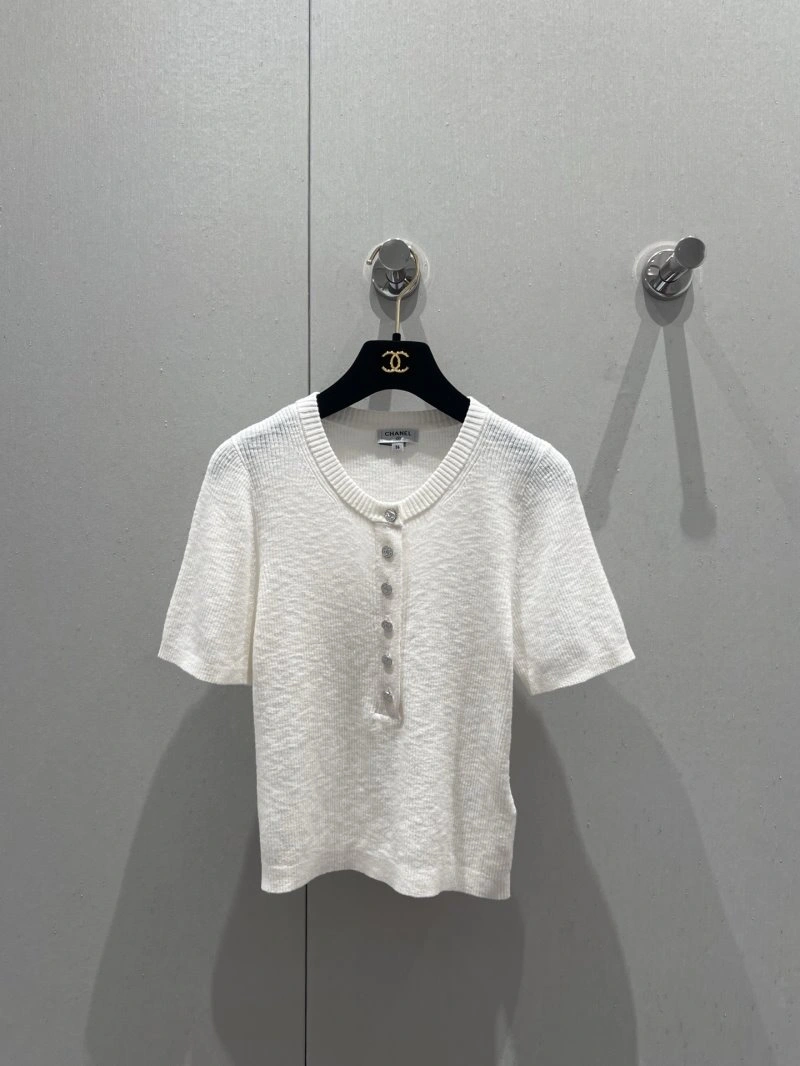 Chanel T-Shirts Bright 107963