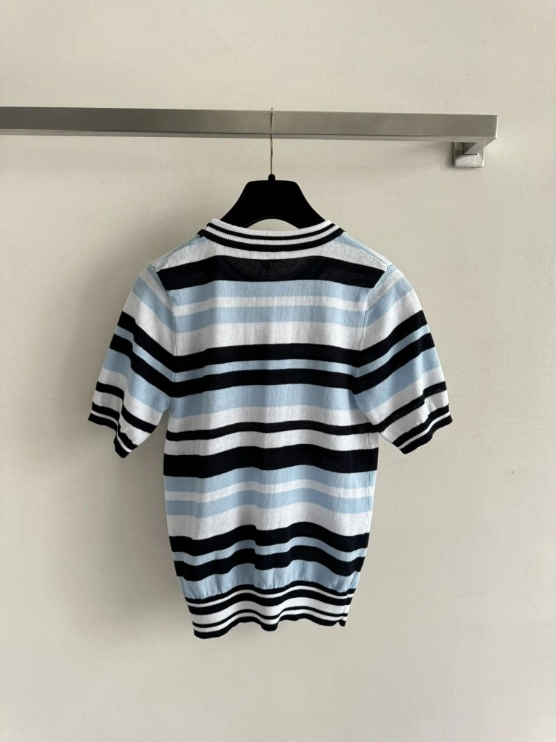 Versatile Chanel T-Shirts 107958