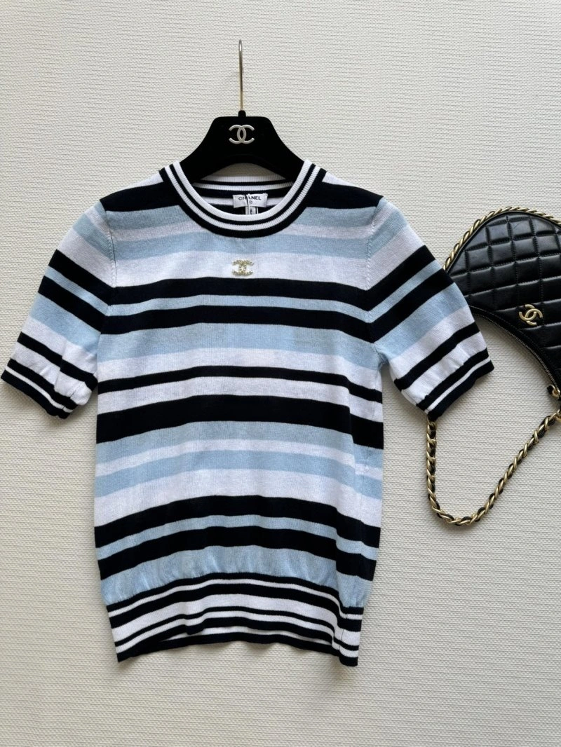 Versatile Chanel T-Shirts 107958