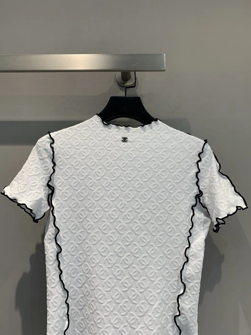 Chanel T-Shirts Sustainable 107944