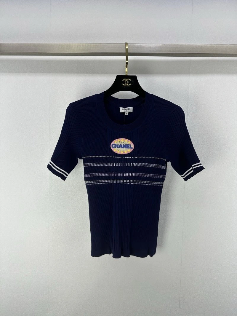 Tailored Chanel T-Shirts 107933