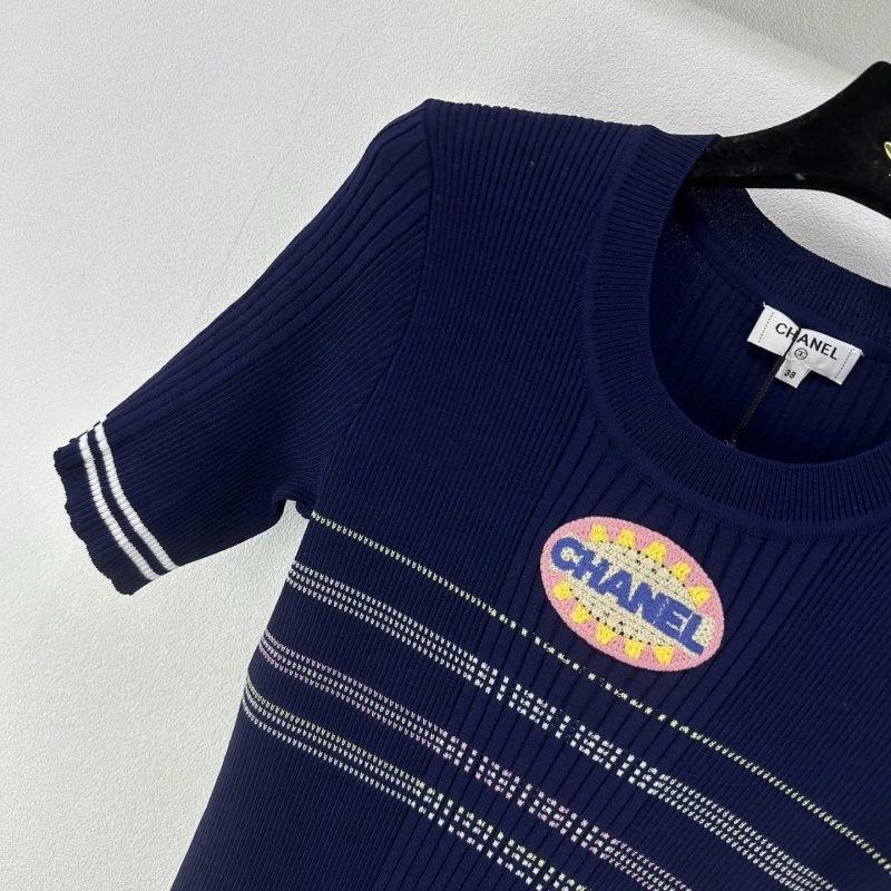 Tailored Chanel T-Shirts 107933
