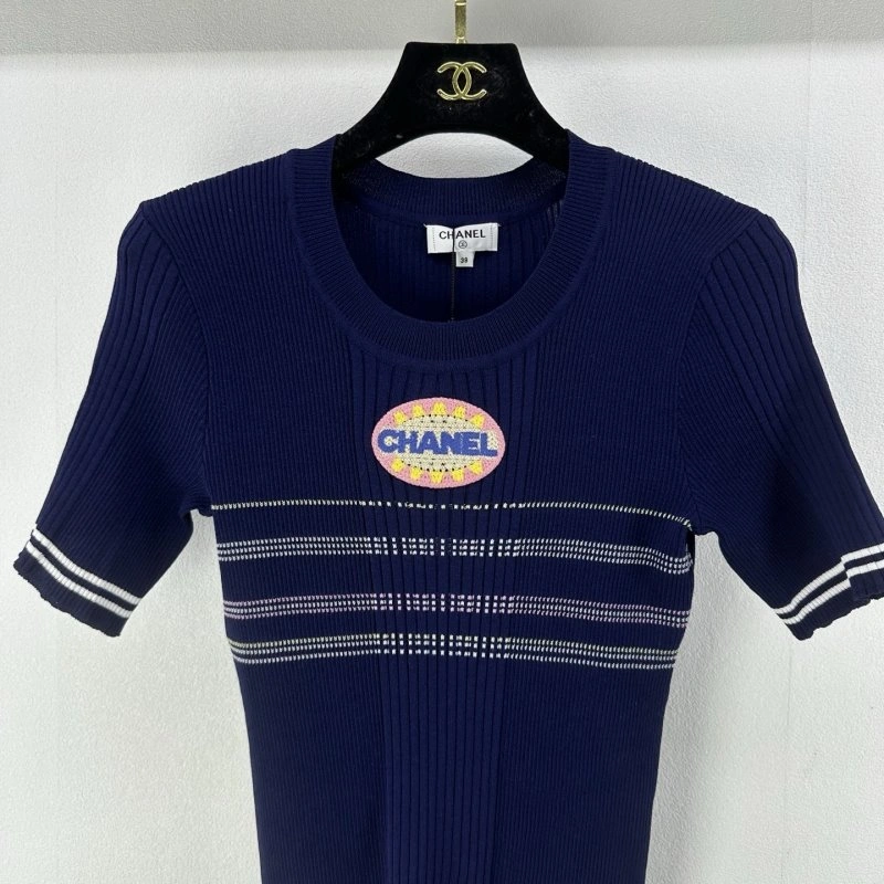 Tailored Chanel T-Shirts 107933