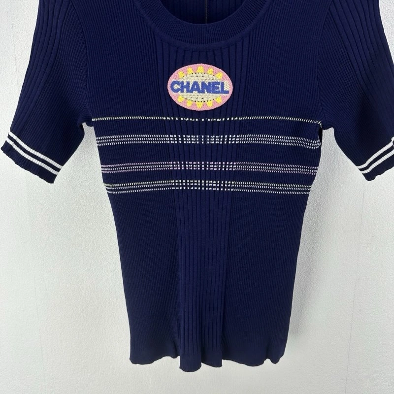Tailored Chanel T-Shirts 107933
