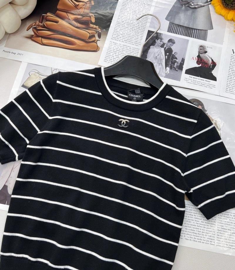 Chic Chanel T-Shirts 107950