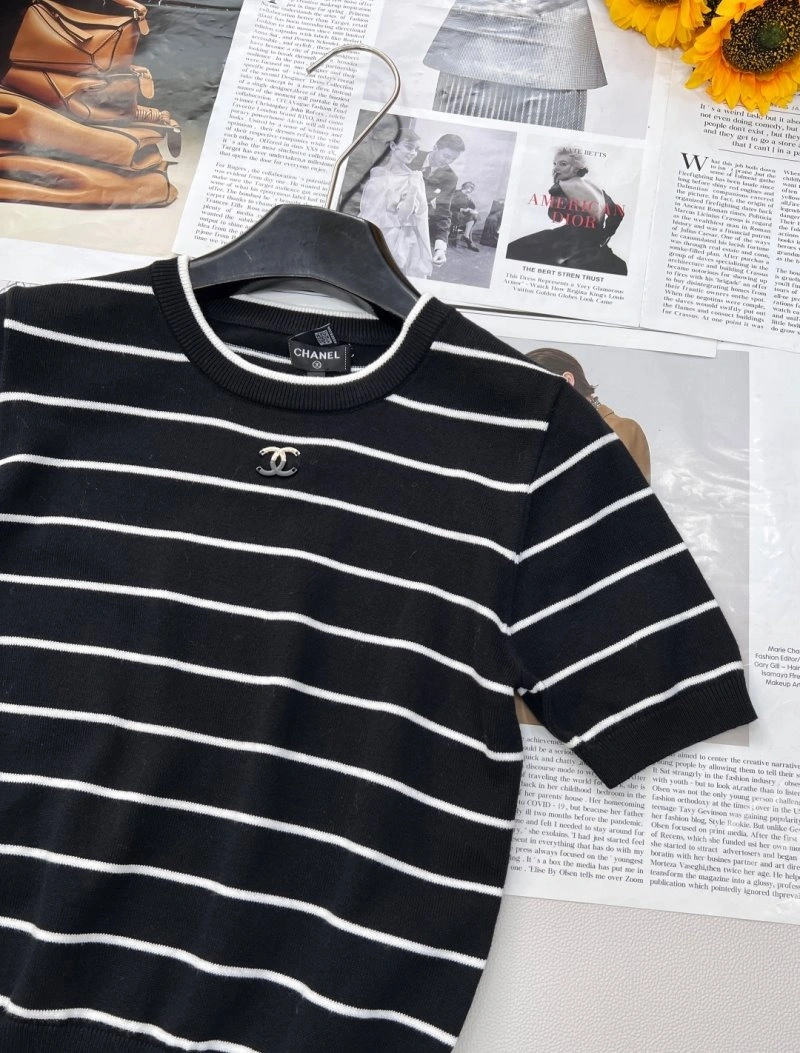 Chic Chanel T-Shirts 107950