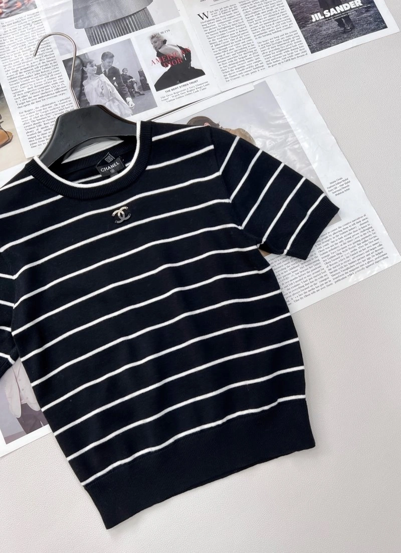 Chic Chanel T-Shirts 107950