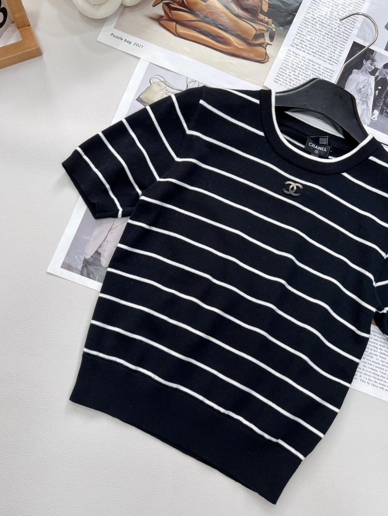 Chic Chanel T-Shirts 107950