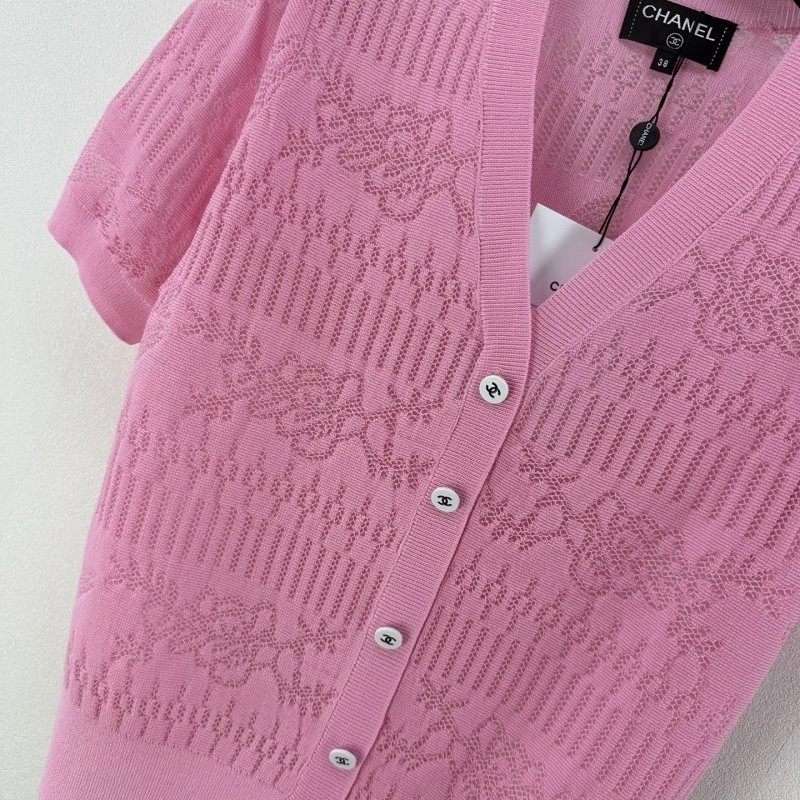 Classic Chanel T-Shirts 107923