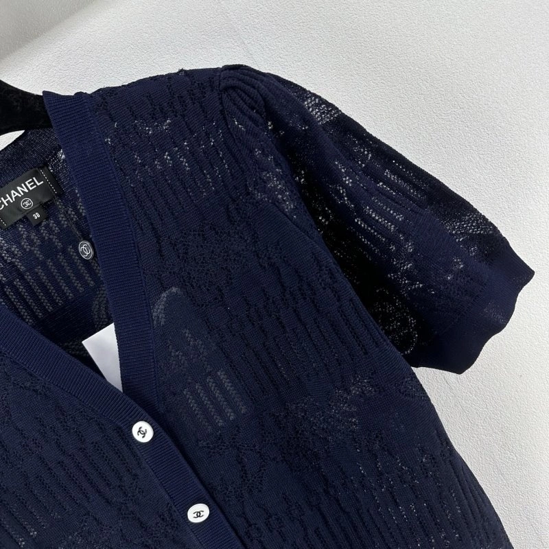Chanel T-Shirts Sustainable 107922