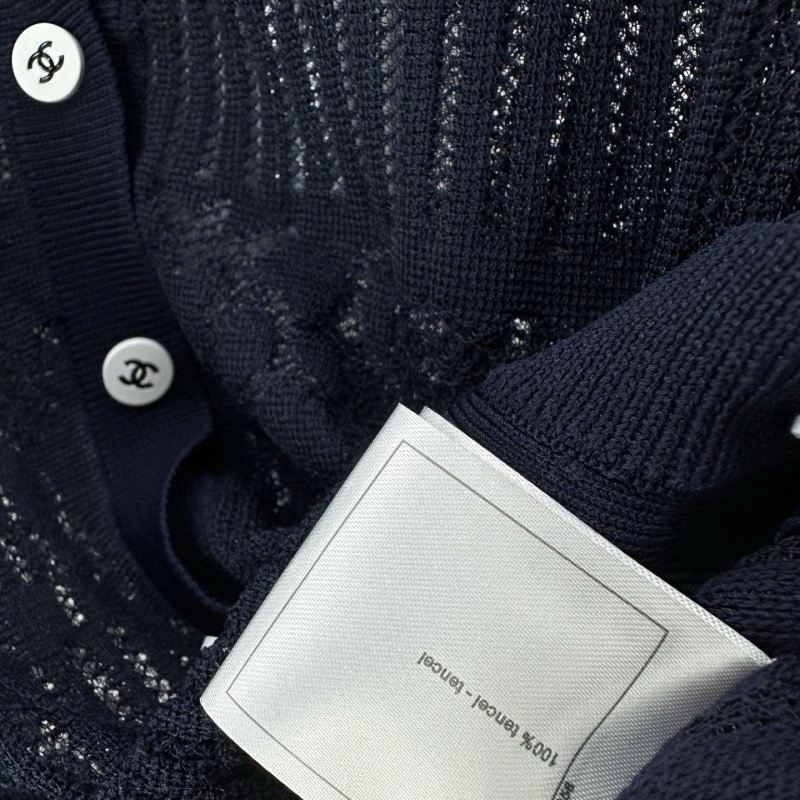 Chanel T-Shirts Sustainable 107922