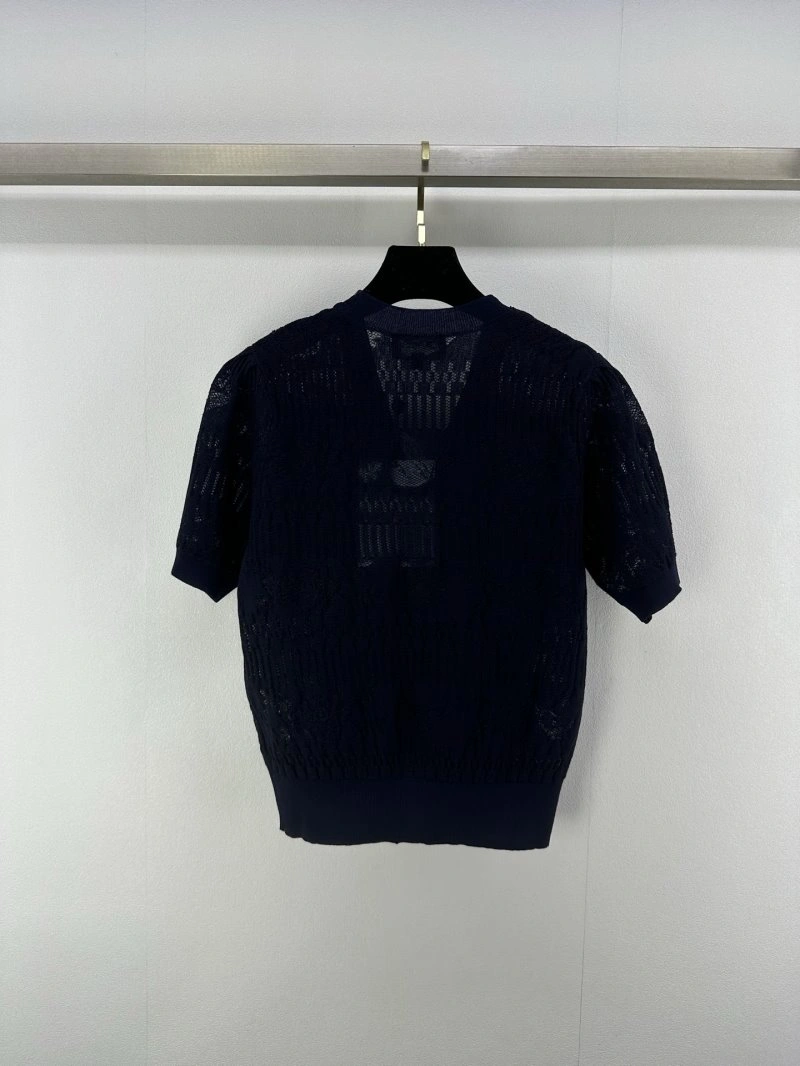 Chanel T-Shirts Sustainable 107922