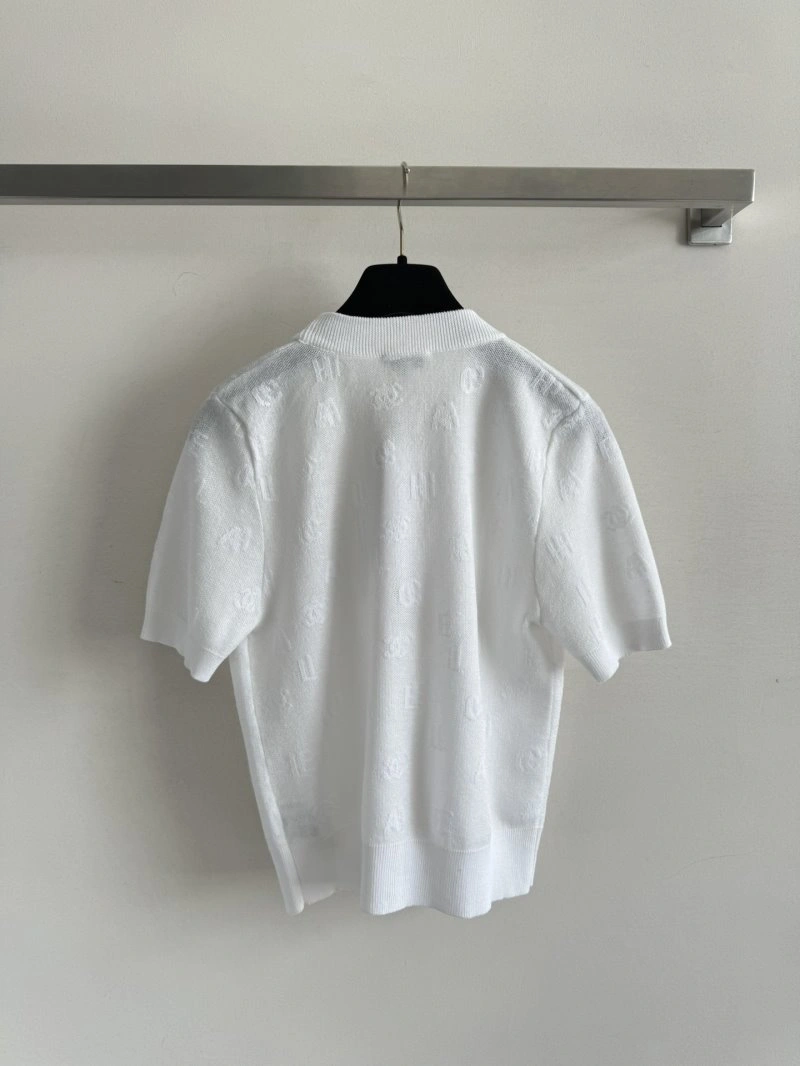 Lightweight Chanel T-Shirts 107916