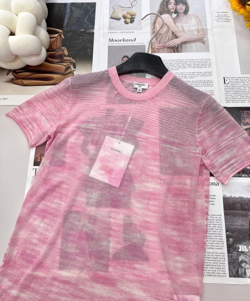 Chanel T-Shirts Resilient 107917