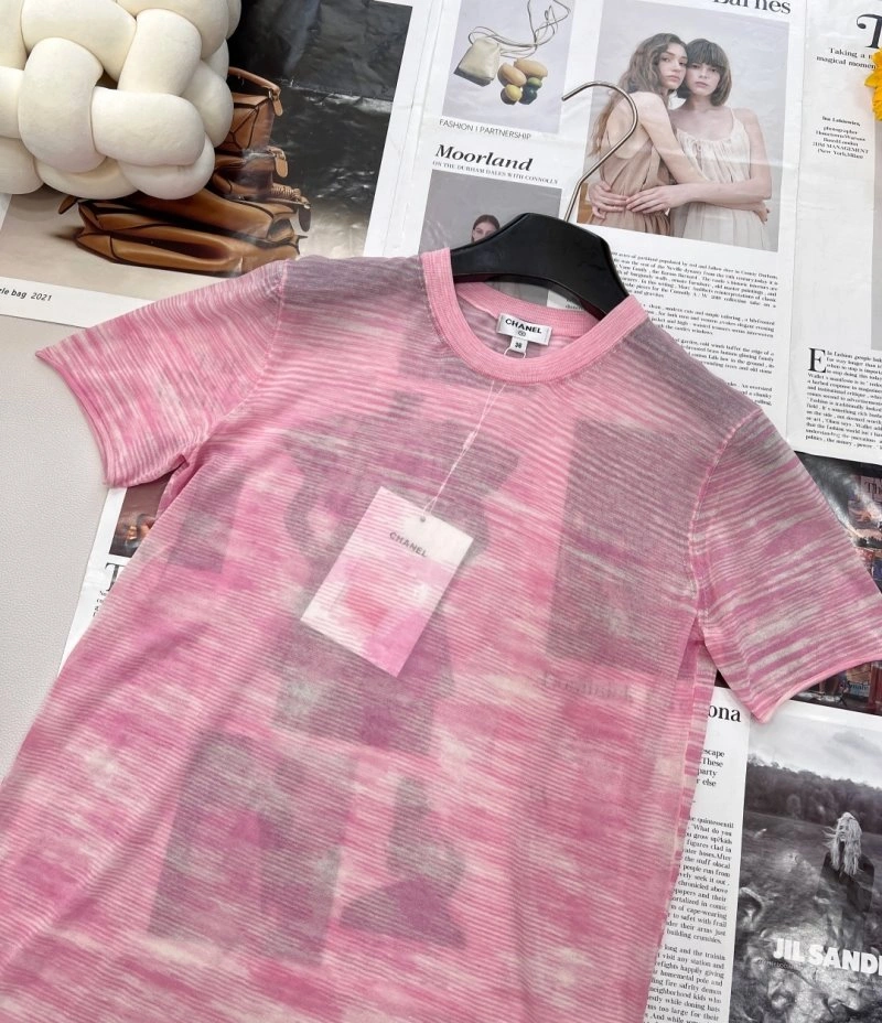 Chanel T-Shirts Resilient 107917