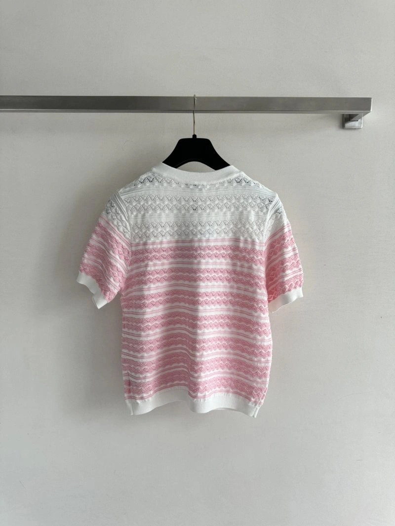 Flexible Chanel T-Shirts 107885