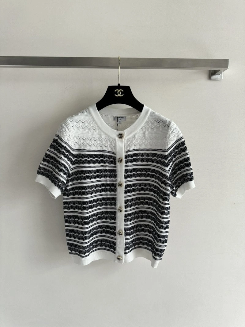Chanel T-Shirts Stretchable 107893