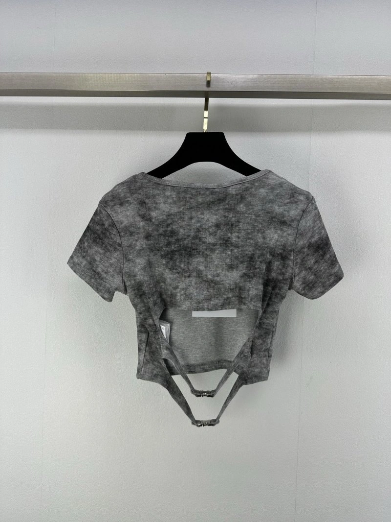 Trendy Chanel T-Shirts 107874