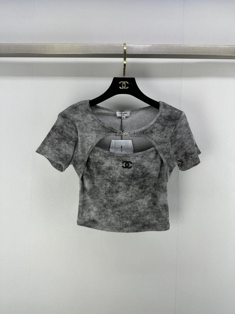 Chanel T-Shirts Breathable 107860