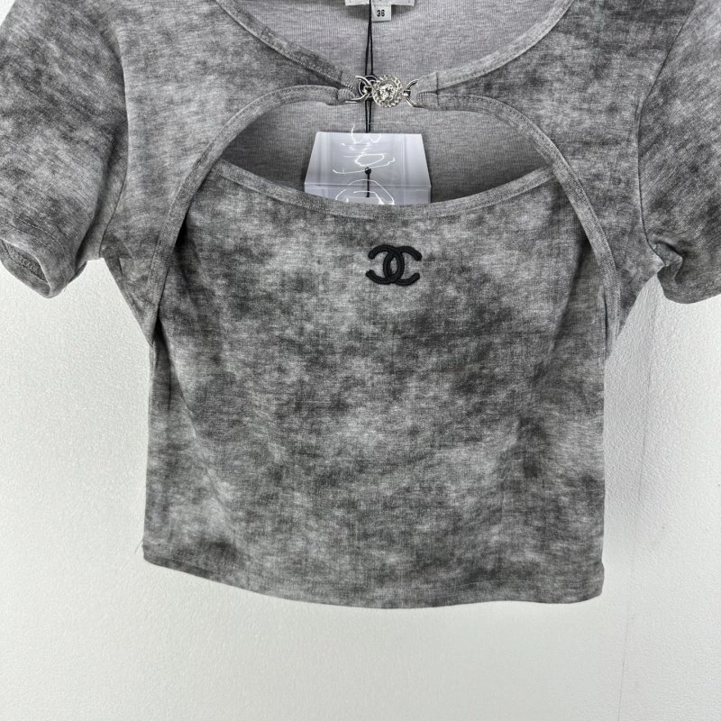 Chanel T-Shirts Breathable 107860