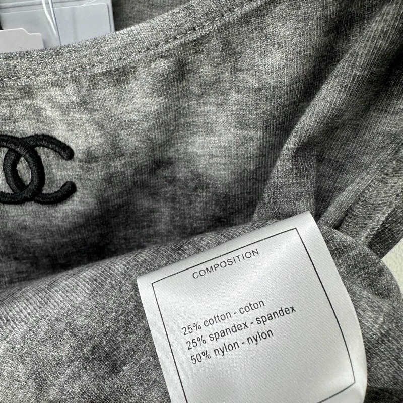 Chanel T-Shirts Breathable 107860