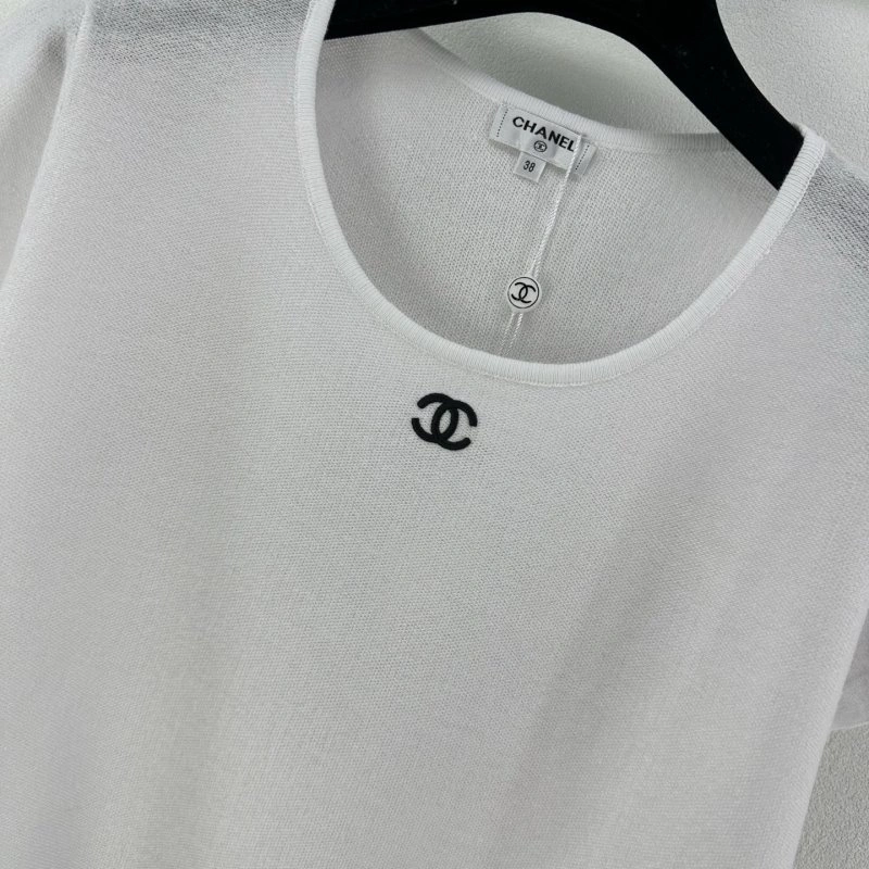 NewStyle Chanel T-Shirts 107869