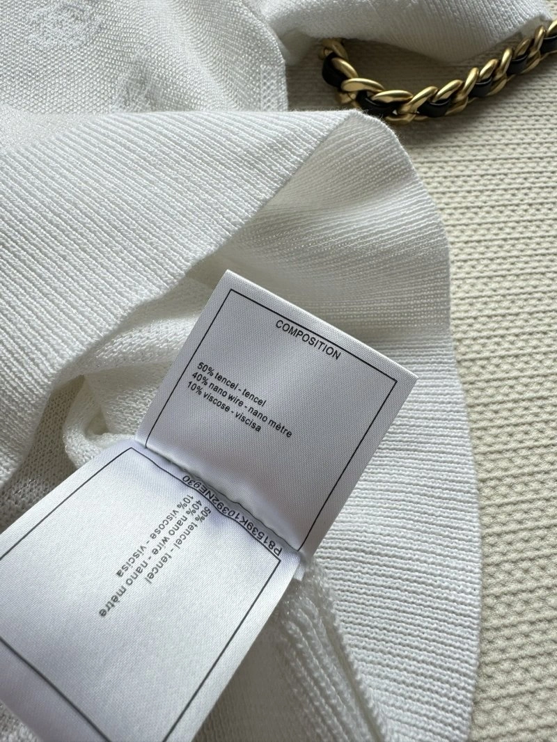 Upgraded Chanel T-Shirts 107847