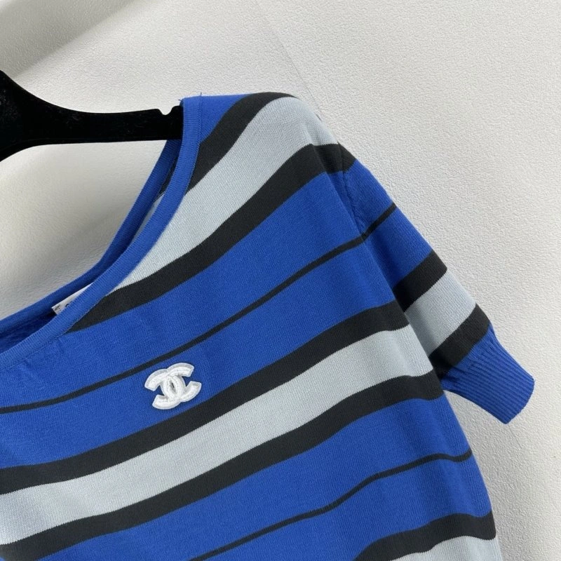 WaterResistant Chanel T-Shirts 107840
