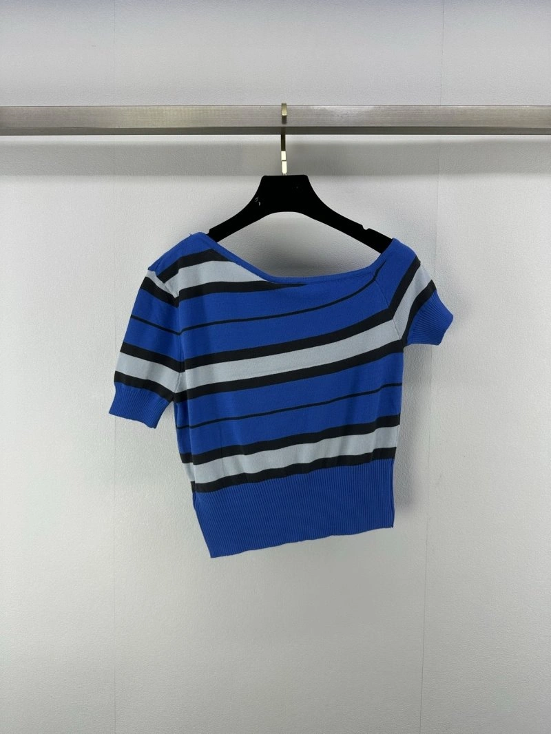 WaterResistant Chanel T-Shirts 107840