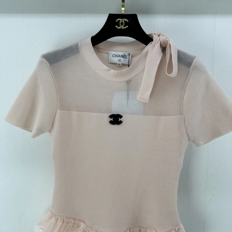 Breathable Chanel T-Shirts 107830