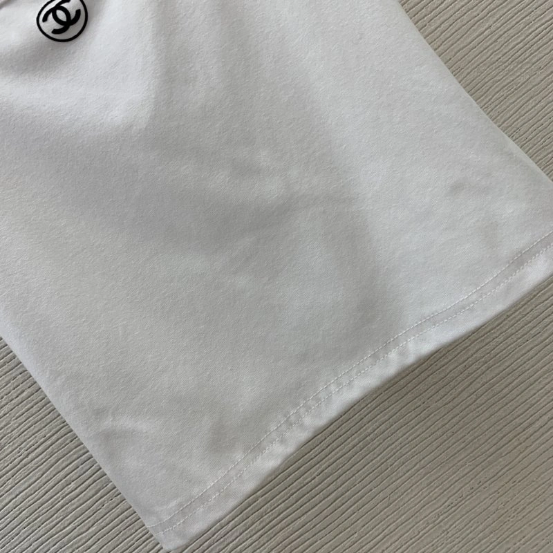 Original Chanel T-Shirts 107805