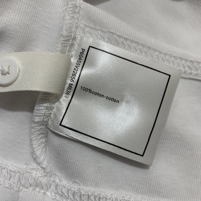 Original Chanel T-Shirts 107805