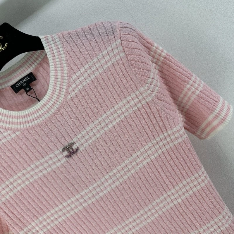 Fashionable Chanel T-Shirts 107817