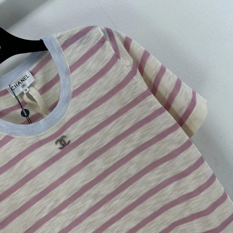 Bold Chanel T-Shirts 107814