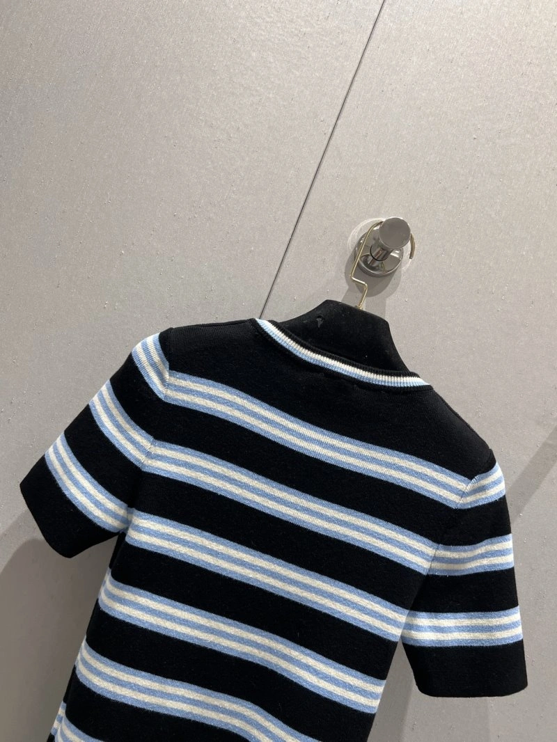 RelaxedFit Chanel T-Shirts 107820