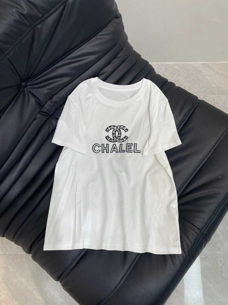 Chanel T-Shirts Comfortable 107810