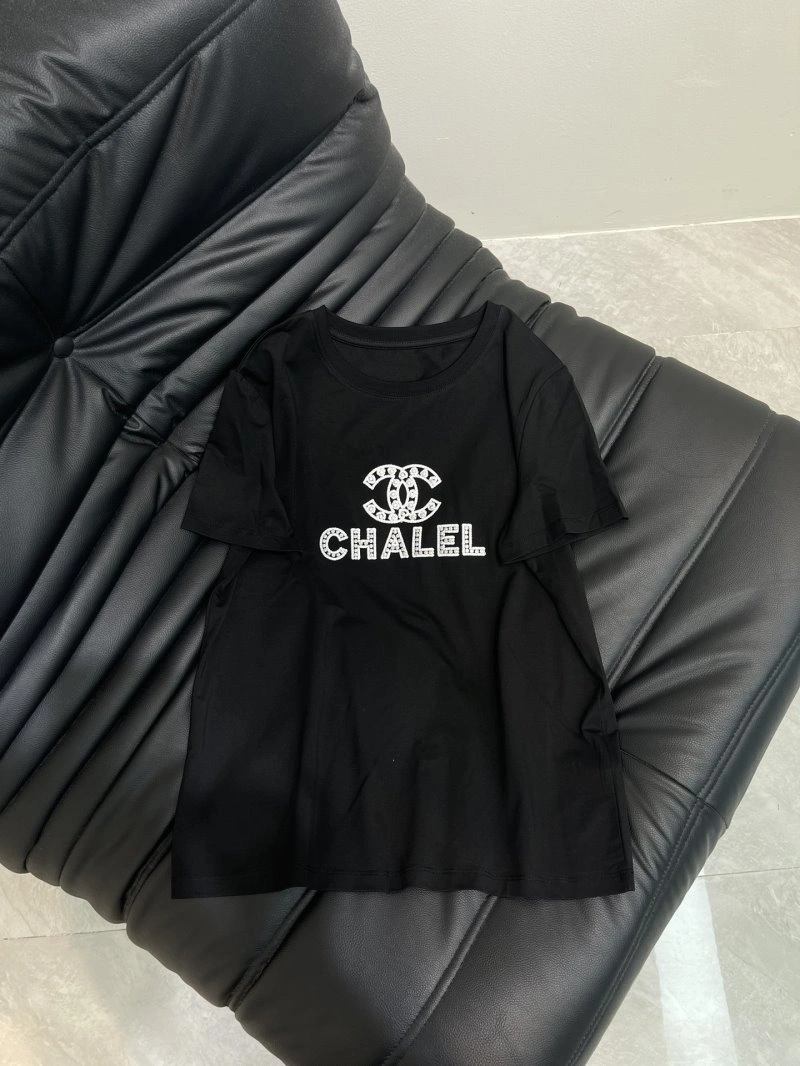 Chanel T-Shirts Comfortable 107810