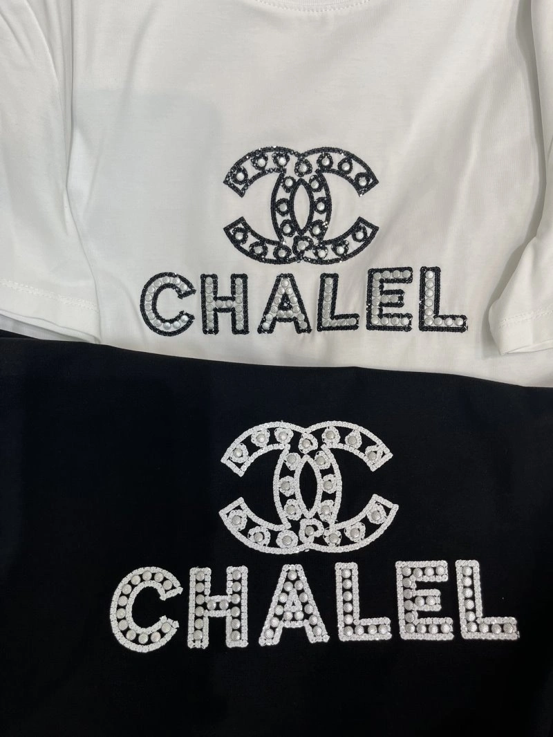 Chanel T-Shirts Comfortable 107810
