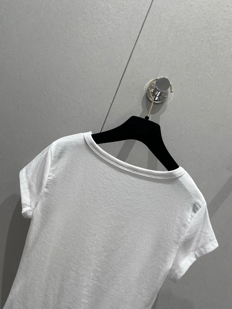 Snug Chanel T-Shirts 107808