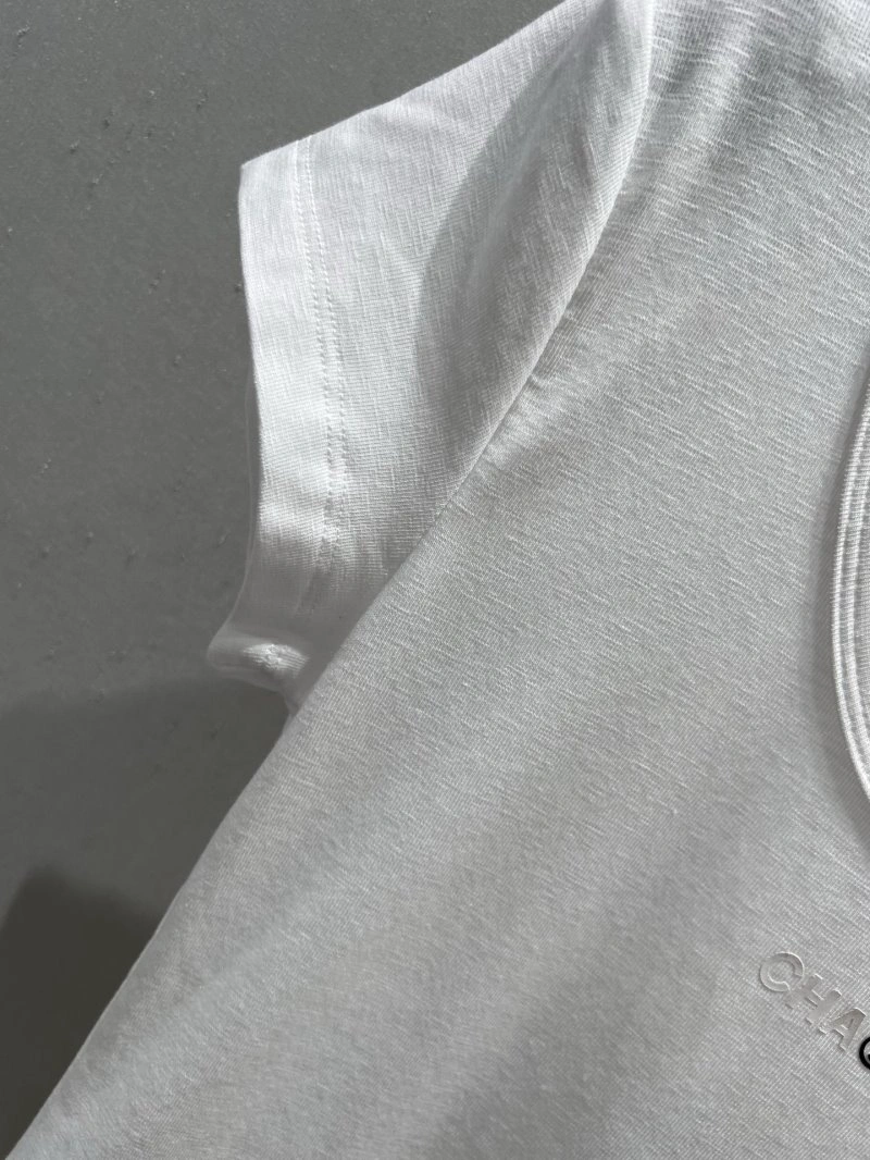 Snug Chanel T-Shirts 107808