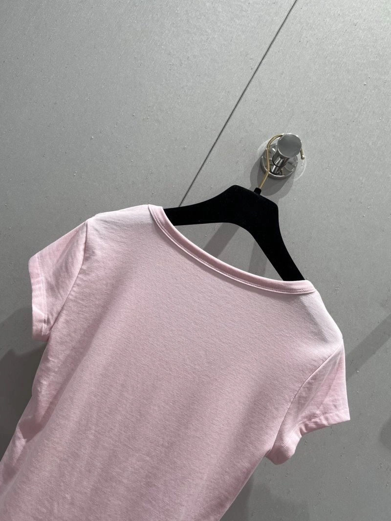 Chanel T-Shirts Practical 107795