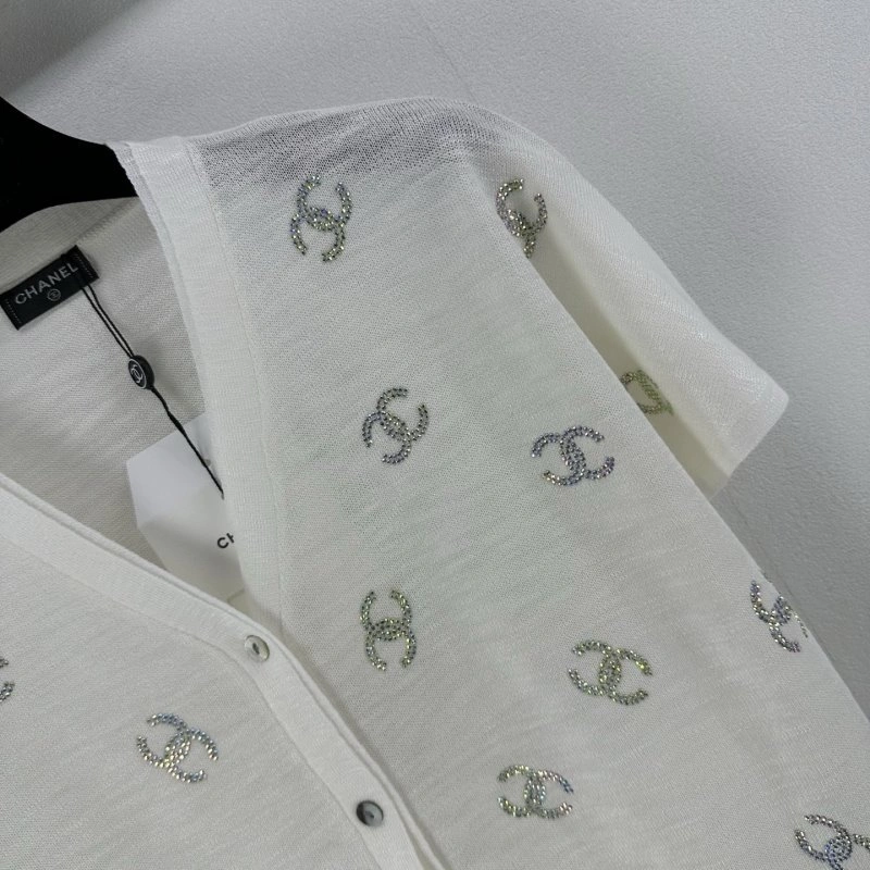 Chanel T-Shirts Breathable 107791