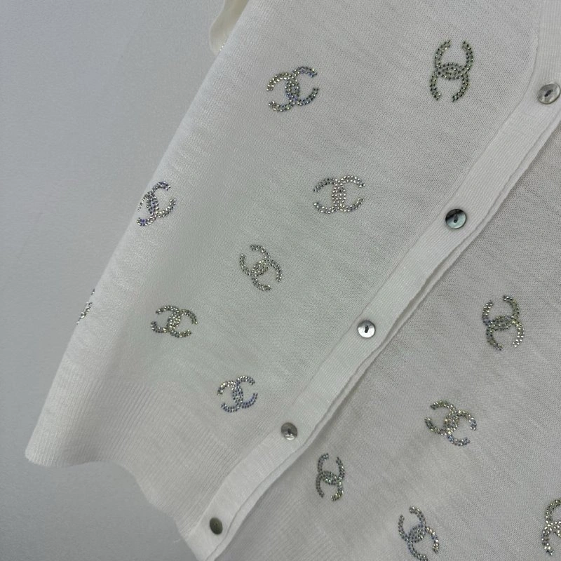 Chanel T-Shirts Breathable 107791