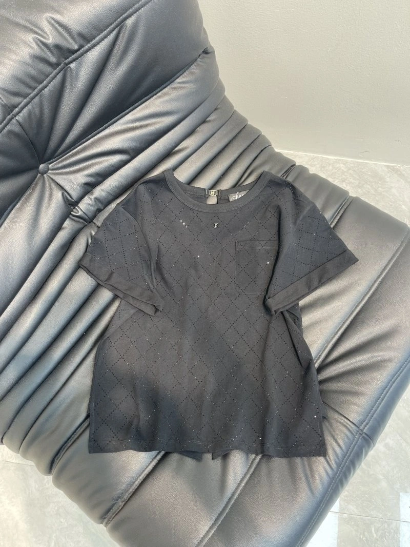 UrbanChic Chanel T-Shirts 107787